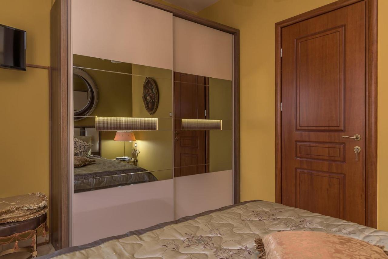 Luxury Marina Apartment In Alexandroupolis Bagian luar foto